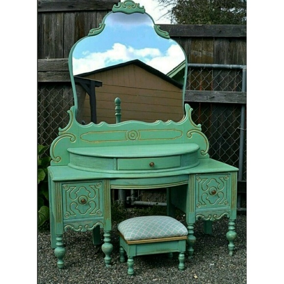 💖 Meet your Posher 💖 - Picture 1 of 7